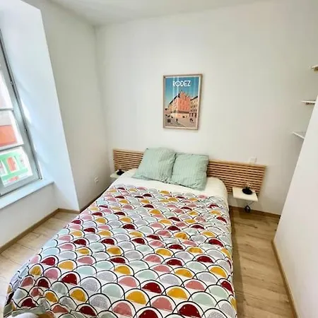 Hyper Centre Cosy Wifi 罗德兹