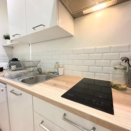 Le Cabrol Hyper Centre Wifi 1er Etage 아파트 *