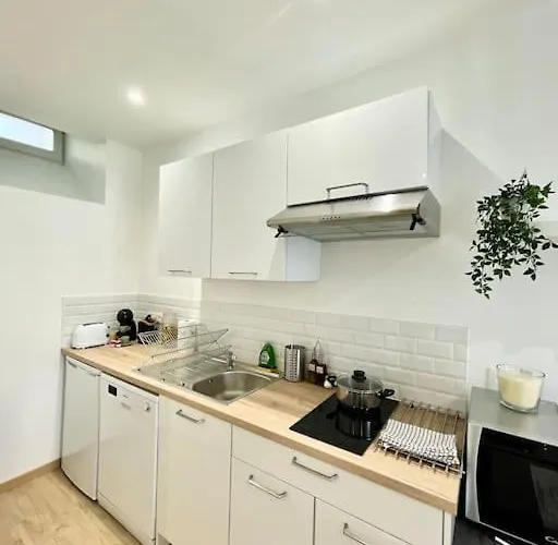 아파트 Le Cabrol Hyper Centre Wifi 1er Etage